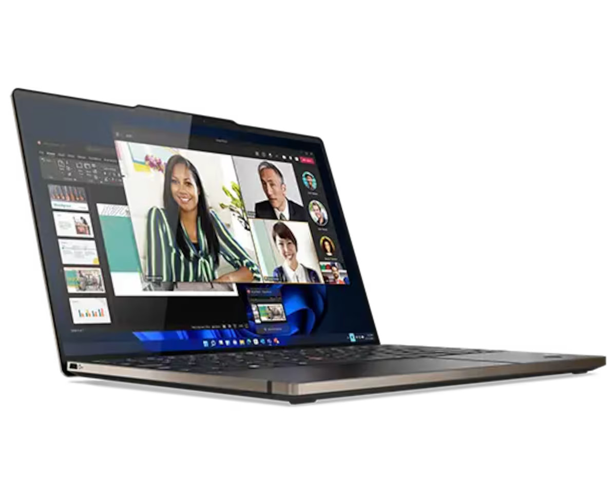 Lenovo ThinkPad Z13 AMD Gen 2 Ryzen 7 PRO 7840U 16 GB RAM 512 GB SSD 13.3 in W11