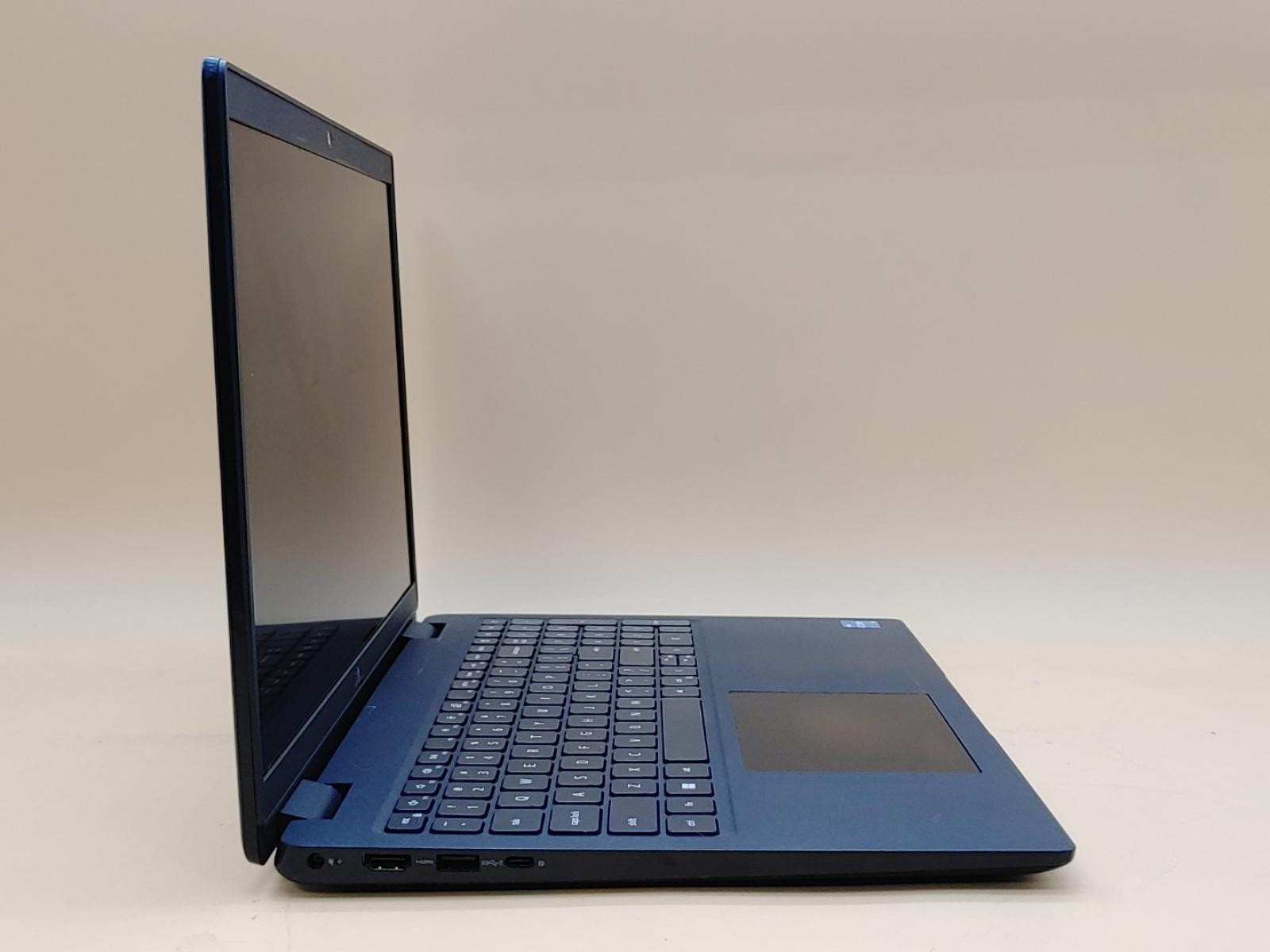 Dell Latitude 3520 15.6″ Intel i5-1135G7 8GB 256GB SSD Win11Pro *NO A/C* *READ**