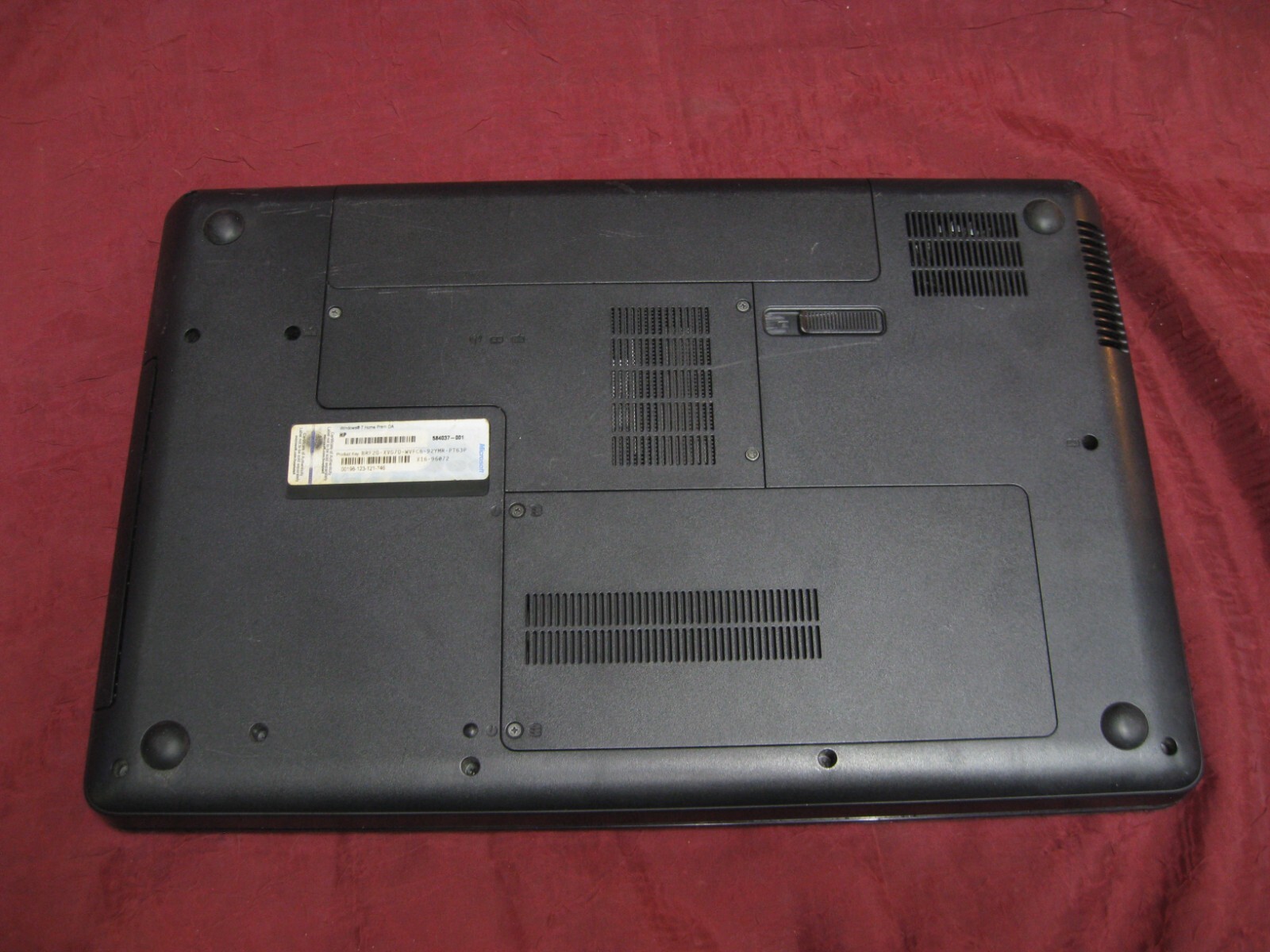 HP Compaq Presario CQ62 Laptop Celeron 900 @2.2GHz 2GB RAM – NO HD – NO OS