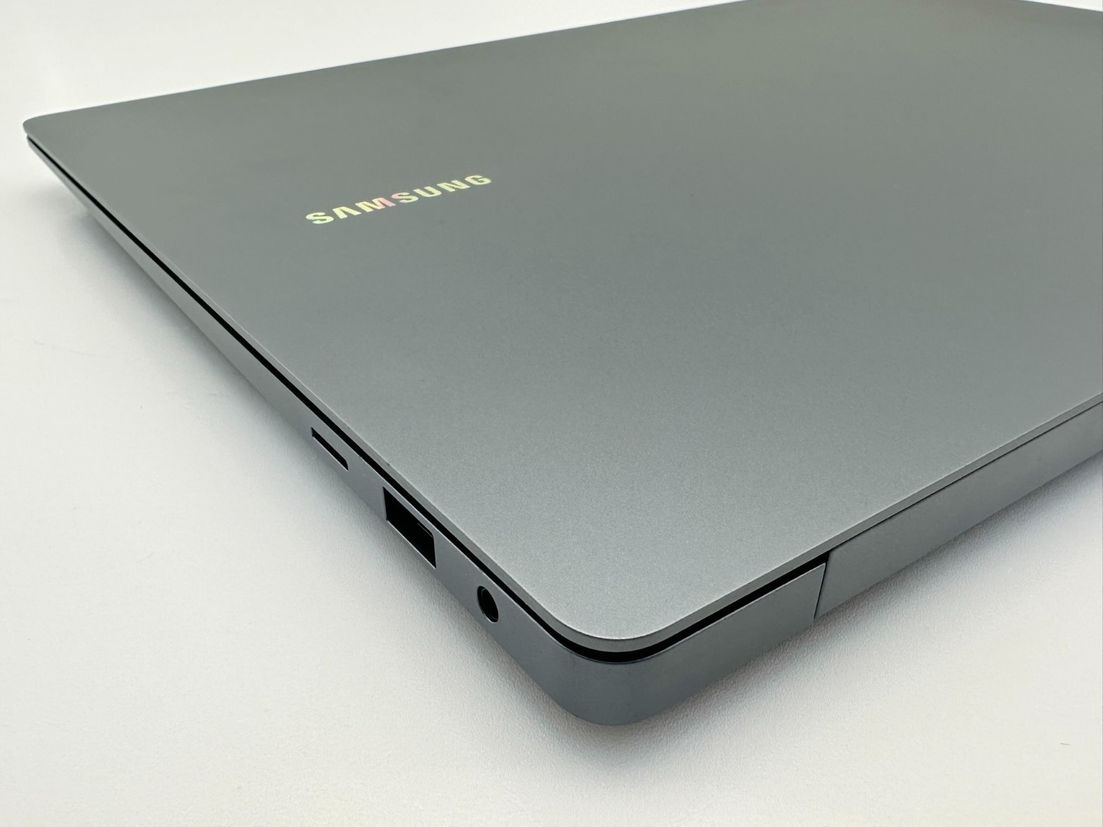 Samsung Galaxy Book4 Ultra NP960XGL 16″ Core Ultra 7 16GB RAM 1TB #15