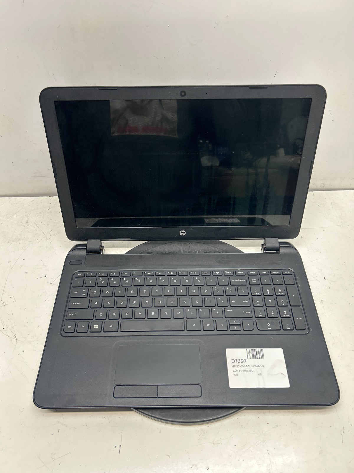 HP 15-f004dx Notebook AMD E1-2100 APU NO RAM NO HDD – FOR PARTS