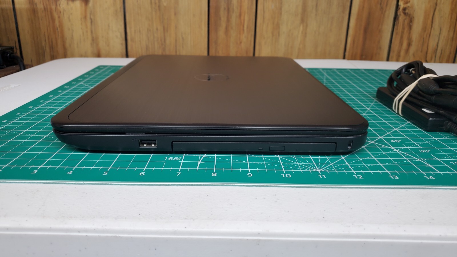 DELL LATITUDE 3540, 15.6” DISP, CORE i3-4010U, 8GB RAM, 128GB SSD, WINDOWS 10.