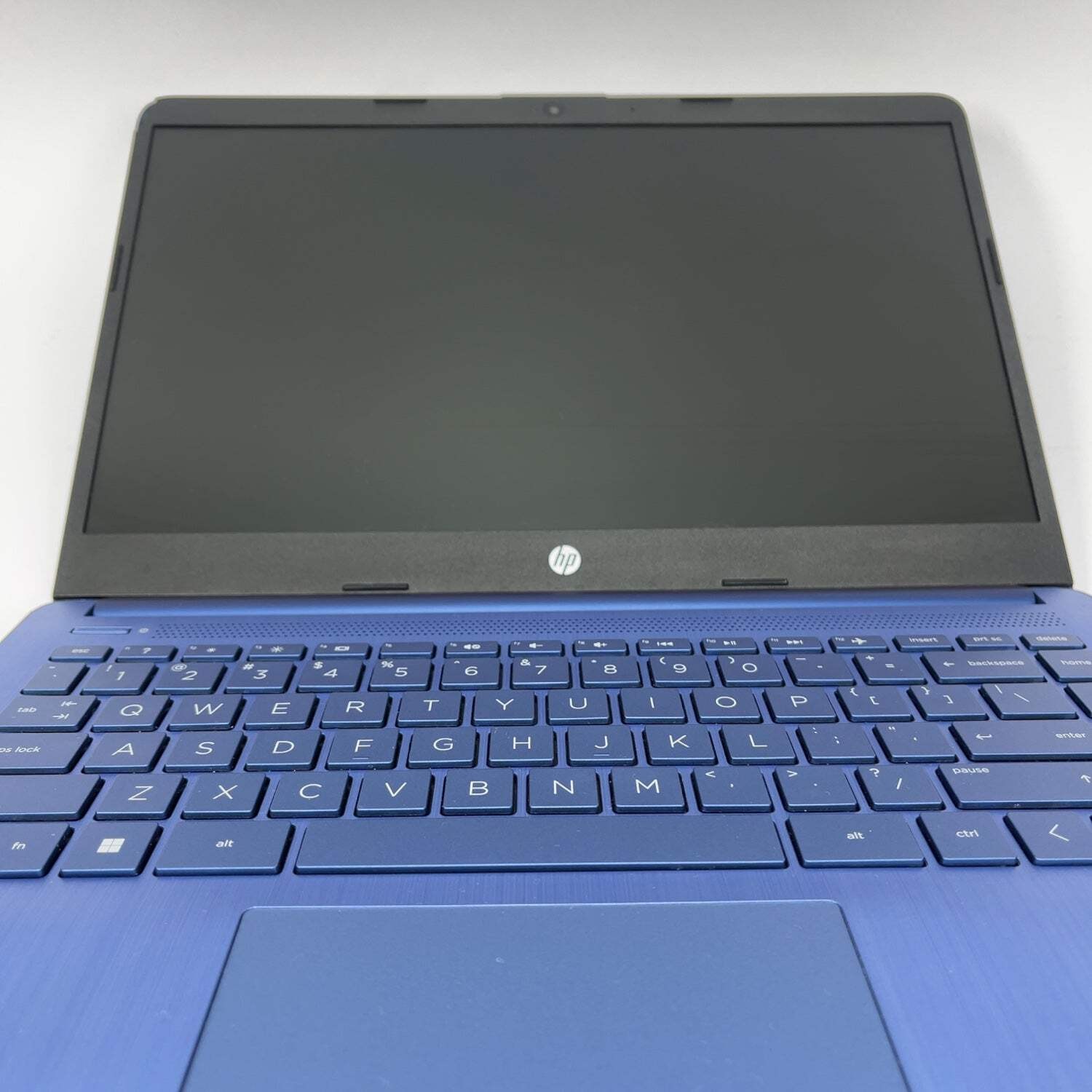 Broken HP Stream 14-CF2111WM 14″ N4120 1.1GHz 4GB RAM 64GB SSD Frame Chipped