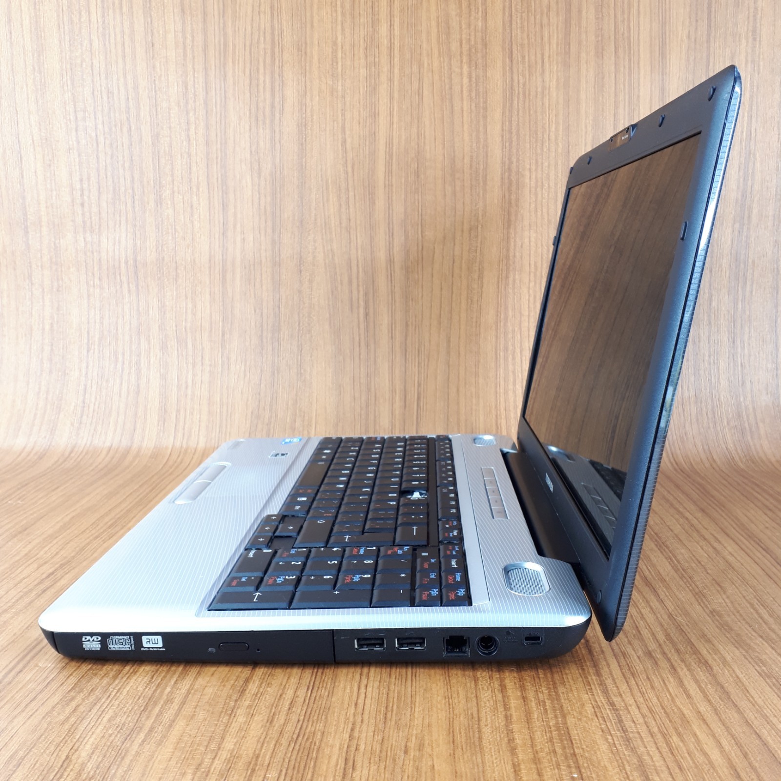 Toshiba Satellite Pro L500 15.6″ Laptop i5 M430 4GB RAM DVD NO HDD/OS For Parts