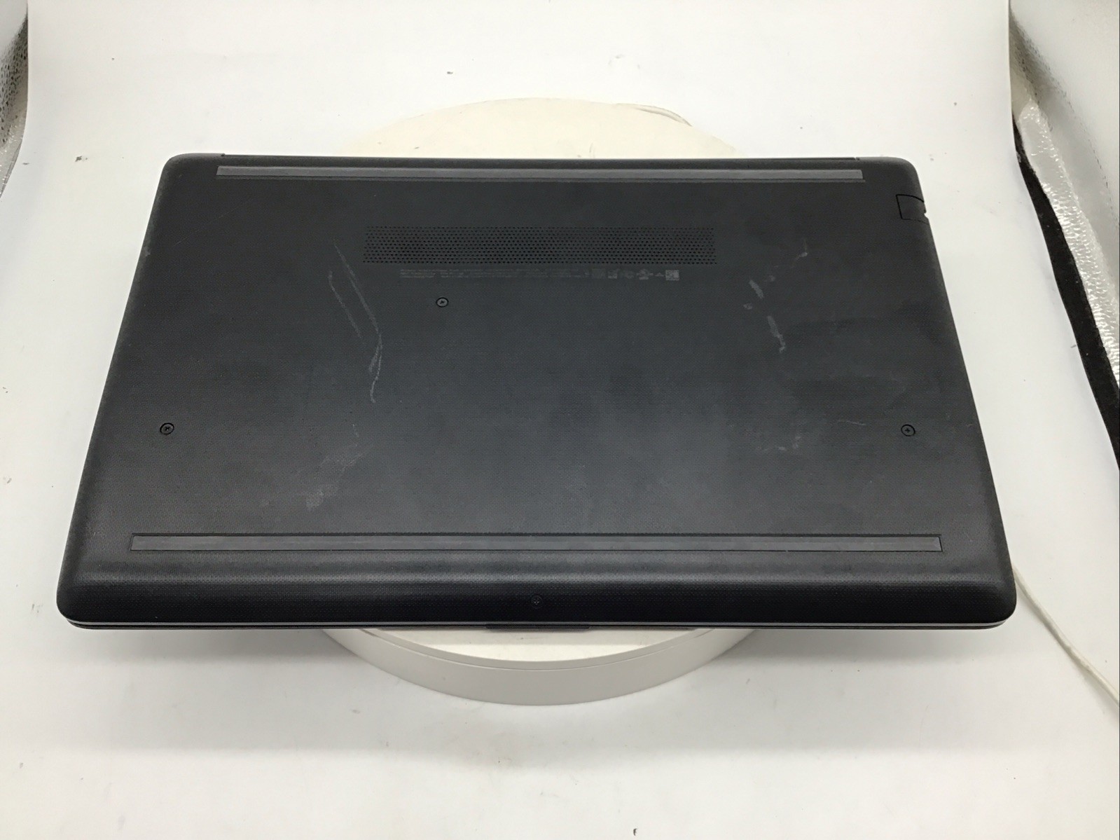 HP db0066wm 15.6″ Laptop Ryzen 3 2200U 4GB RAM 1TB HDD Windows 11 Pro Used READ