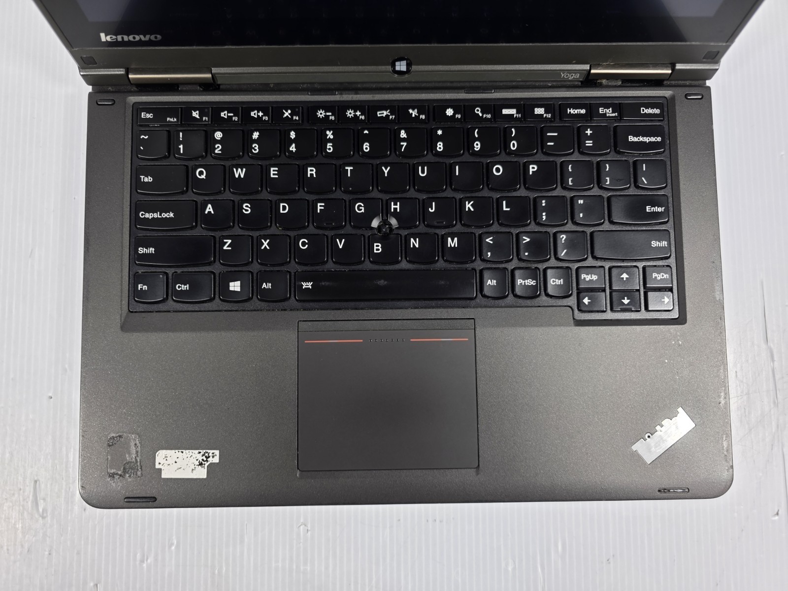 LENOVO YOGA TOUCHSCREEN i5-4300U @ 1.90GHz 4GB RAM 180GB SSD WIN 10