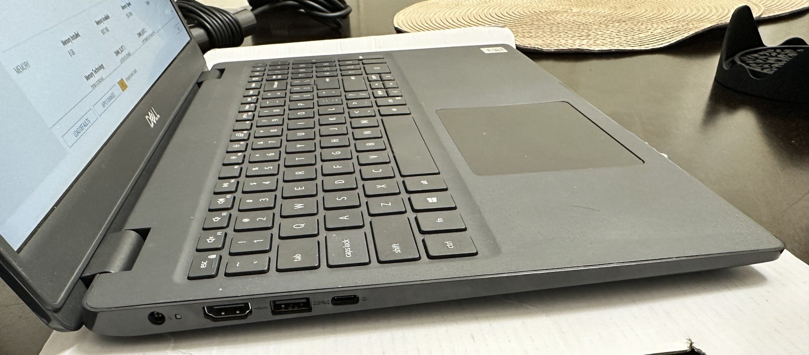 Dell Latitude 3510 15.6” i7-10510U 8GB RAM 256GB SSD Win11 Pro w/130W Charger