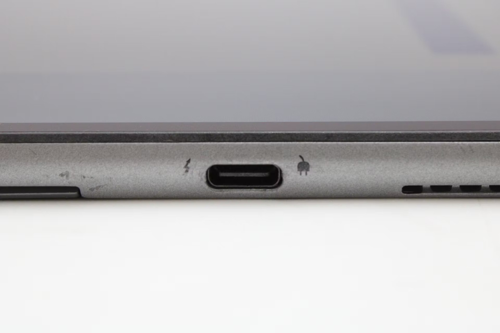 Dell Latitude 7320 Detachable 13″ i5-1140G7, 256GB NVMe, 16GB RAM, No keyboard