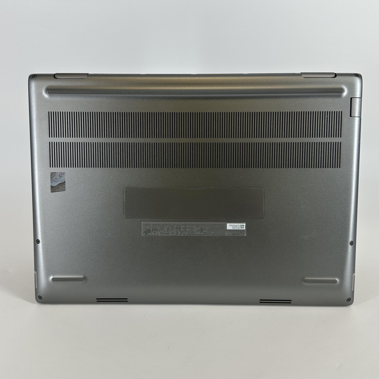 Dell Precision 7680 16 FHD+ 2.1 GHz i7-13850HX 32GB 1TB SSD NVIDIA RTX 1000 Ada