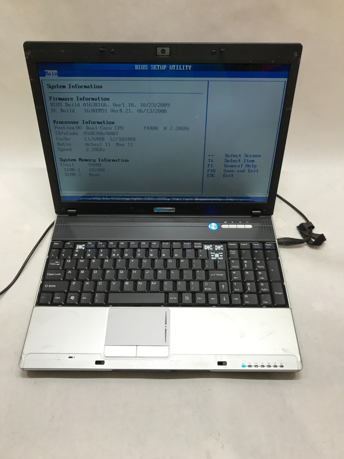 Certera MS-163K 15″ Intel Pentium 1GB RAM NO HDD/OS For Parts/Repair READ!! – DW