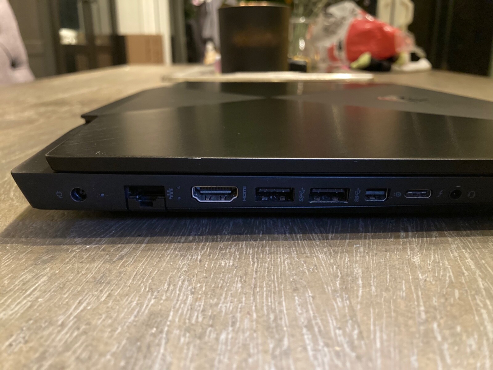 HP OMEN Laptop – 15t – dh100 CTO Intel i7 core10750H CPU2.60GHz476GB storage