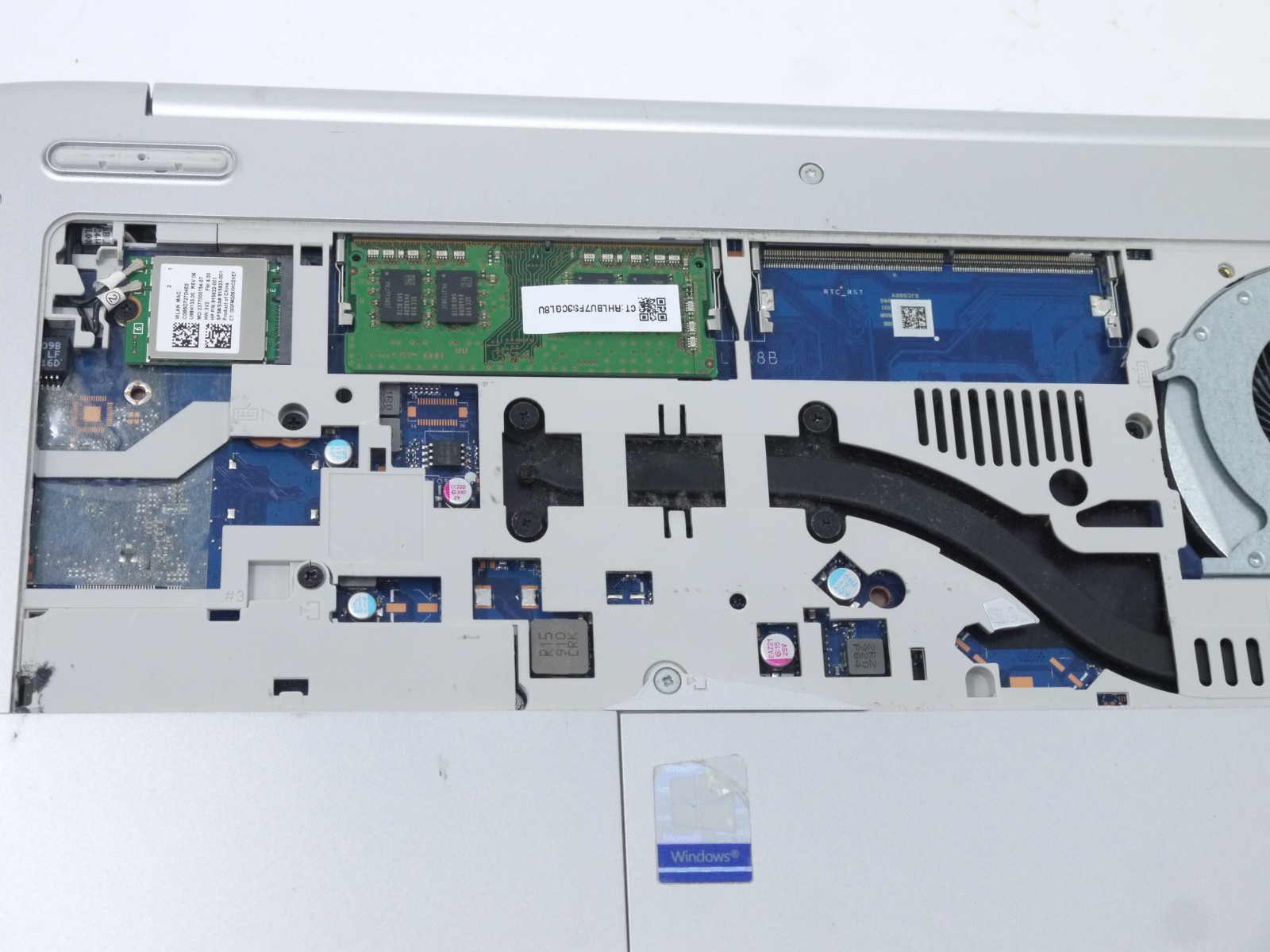 HP ProBook 440 G5 14″ Laptop – Core i5-7200U / 8GB / 500GB HDD / Win11 – Look