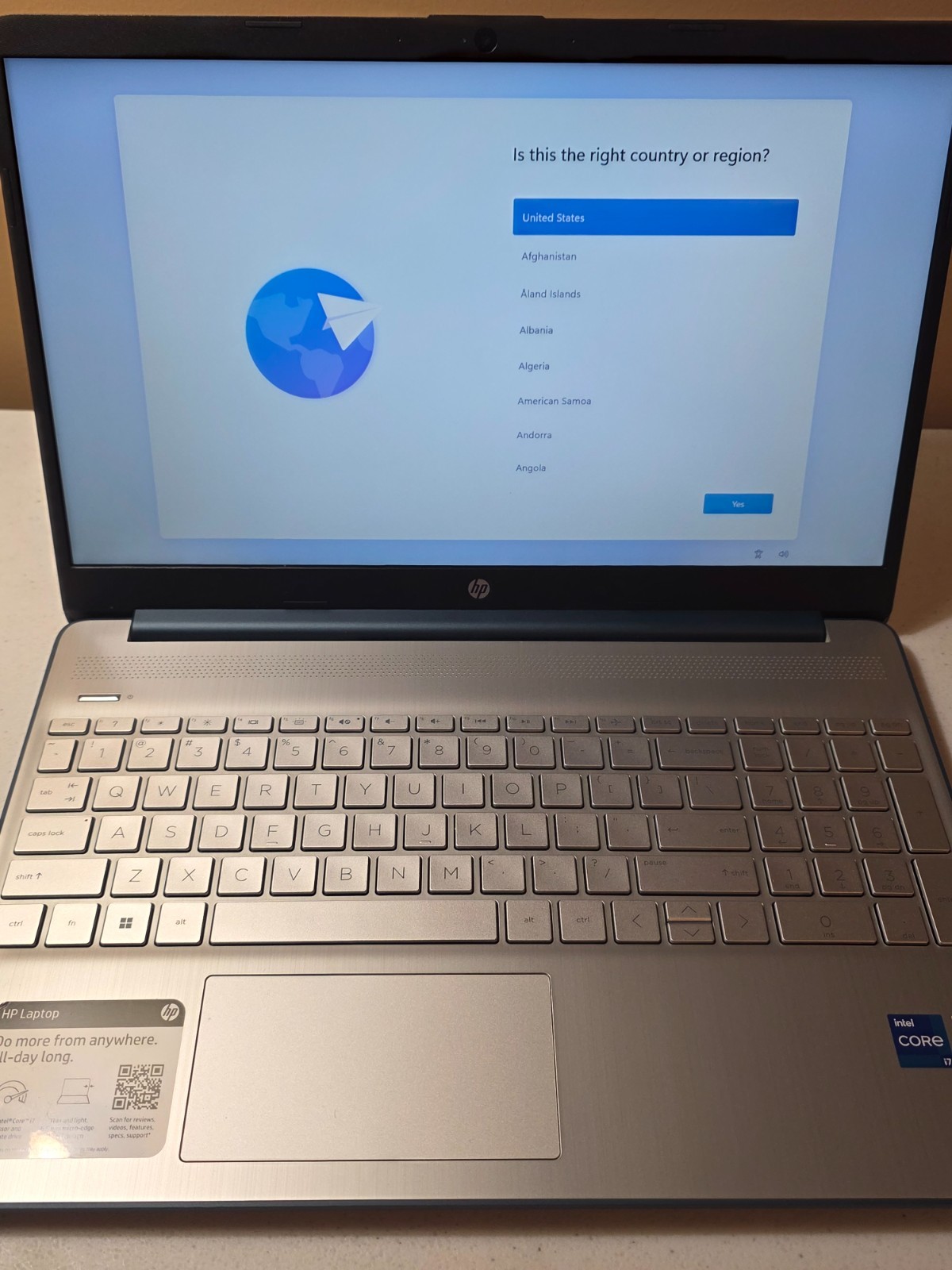 HP 15-dy2762wm 15.6″ FHD i7-1165G7 2.7GHz Intel Iris Xe Graphics 16GB RAM 512GB