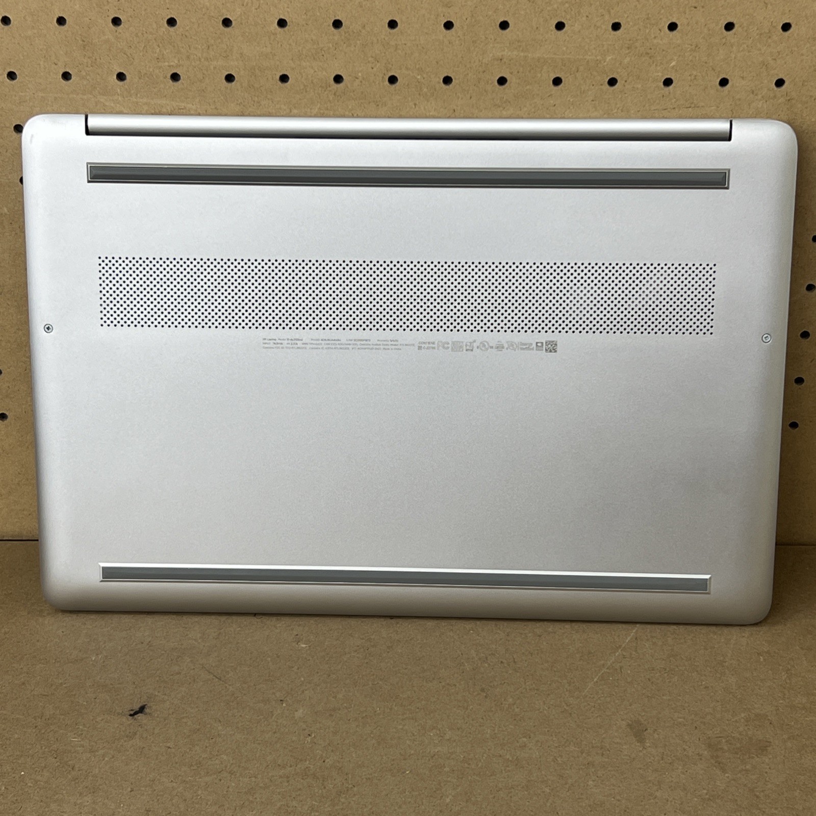 HP 15 Series 15-dy2125od i5-1135G7 2.4GHz 8GB Ram 256GB SSD – Good
