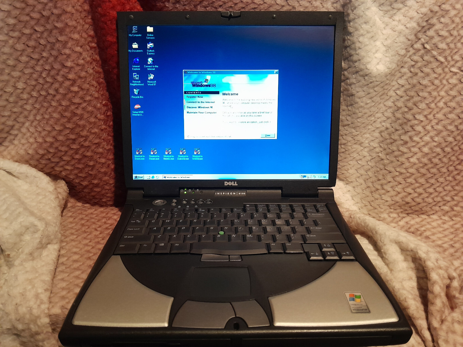 Windows 98 TRUE DOS / XP GAMING DUAL BOOT Laptop Retro / Vintage Computer PC