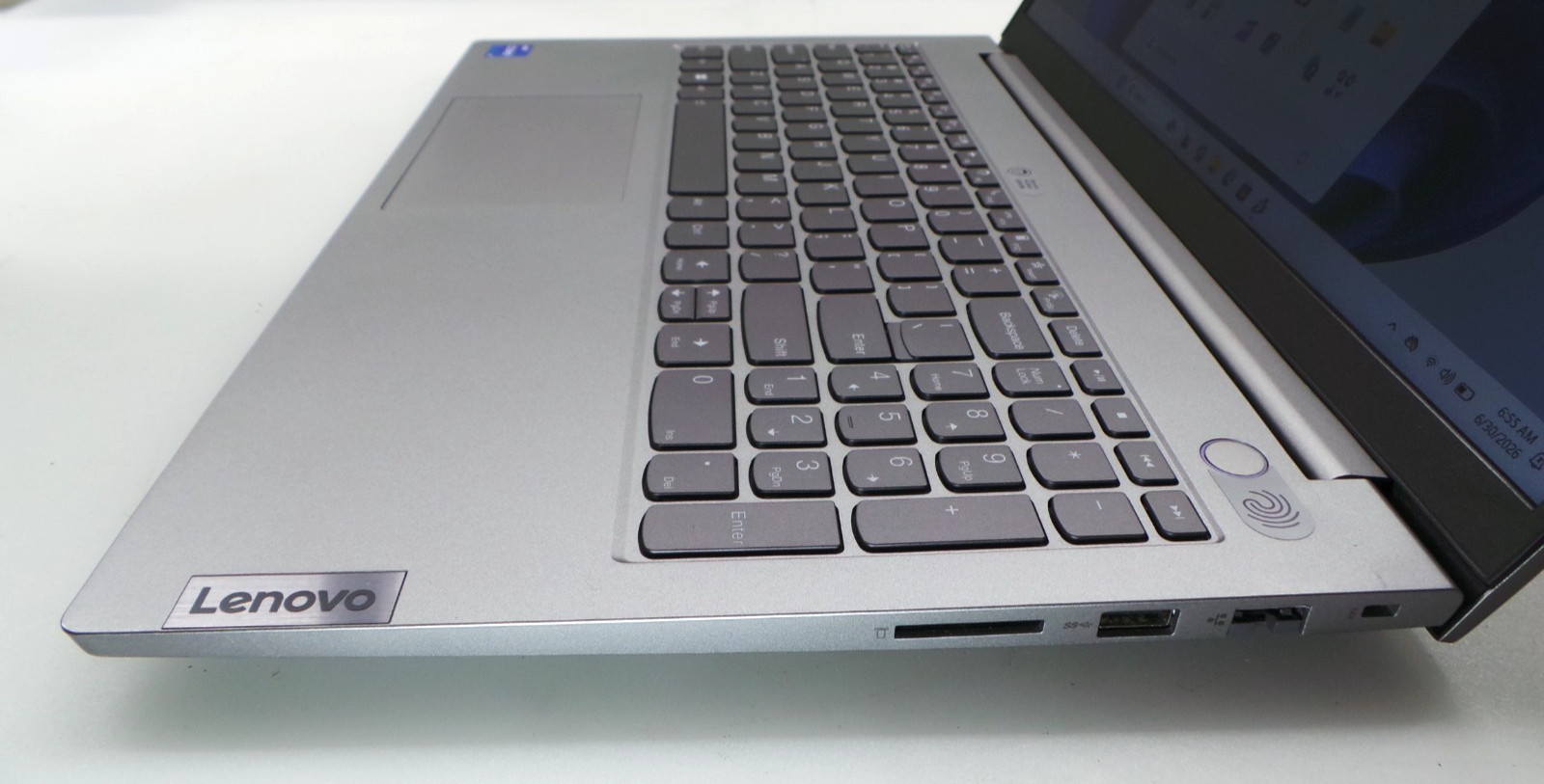 Lenovo ThnikBook 15 G2 ITL 15.6” i7-1165G7 2.8GHz 24GB DDR4 256GB SSD WIN 11 PRO