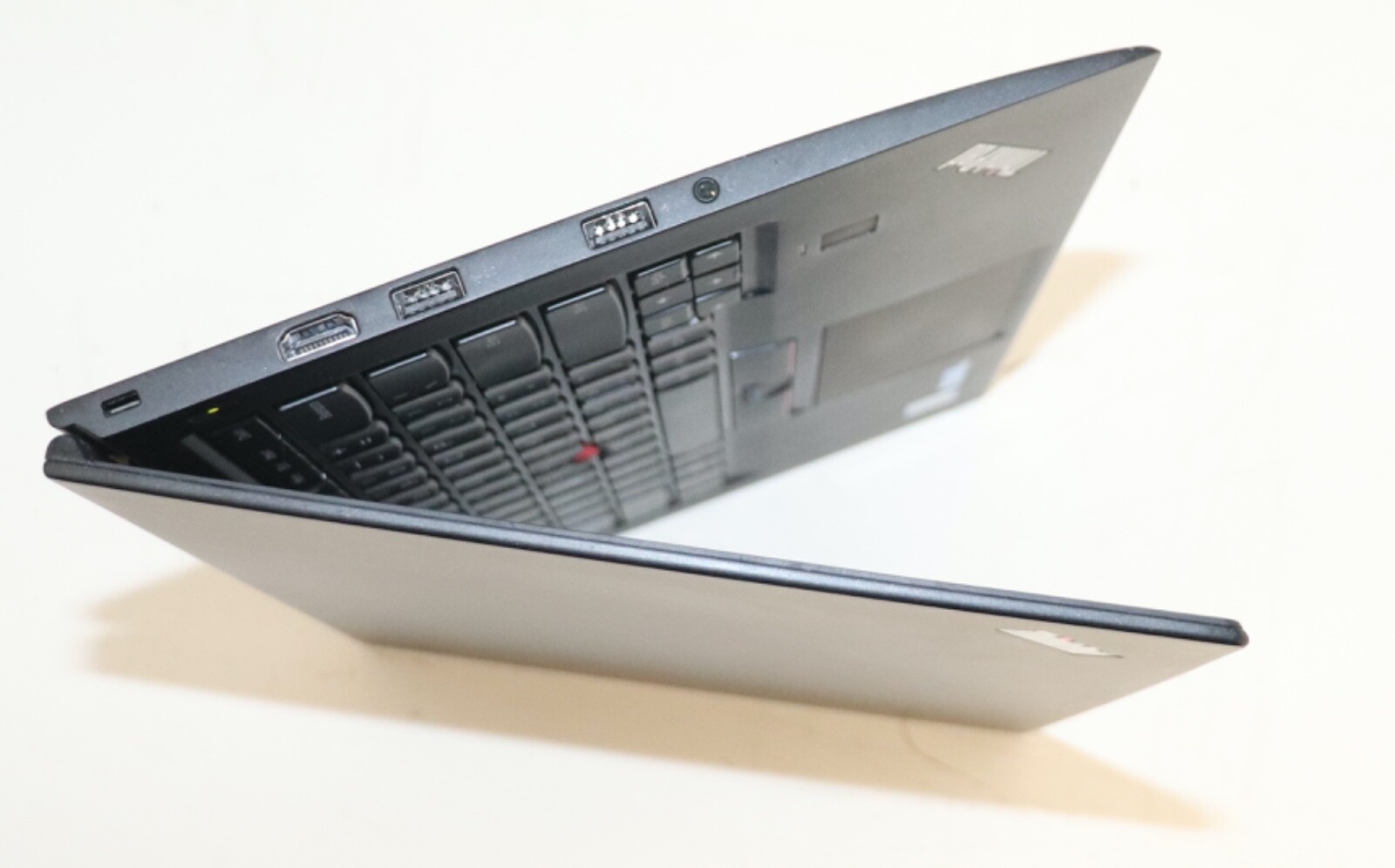 Lenovo ThinkPad X1 Carbon|Core i7@2.50GHz|8GBRAM|512GBSSD|WIN 11 Prof|Webcam|