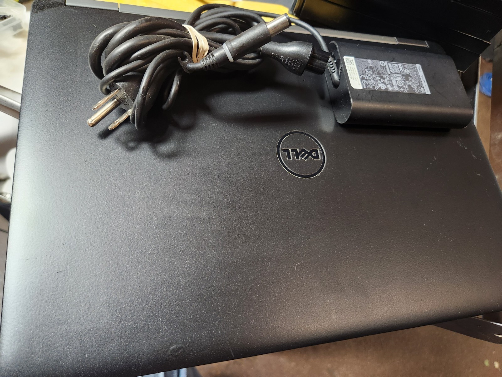 Dell Latitude E7470 Laptop Core i5-6200U/8GB RAM 256GB M.2 Backlit Keyboard W 10