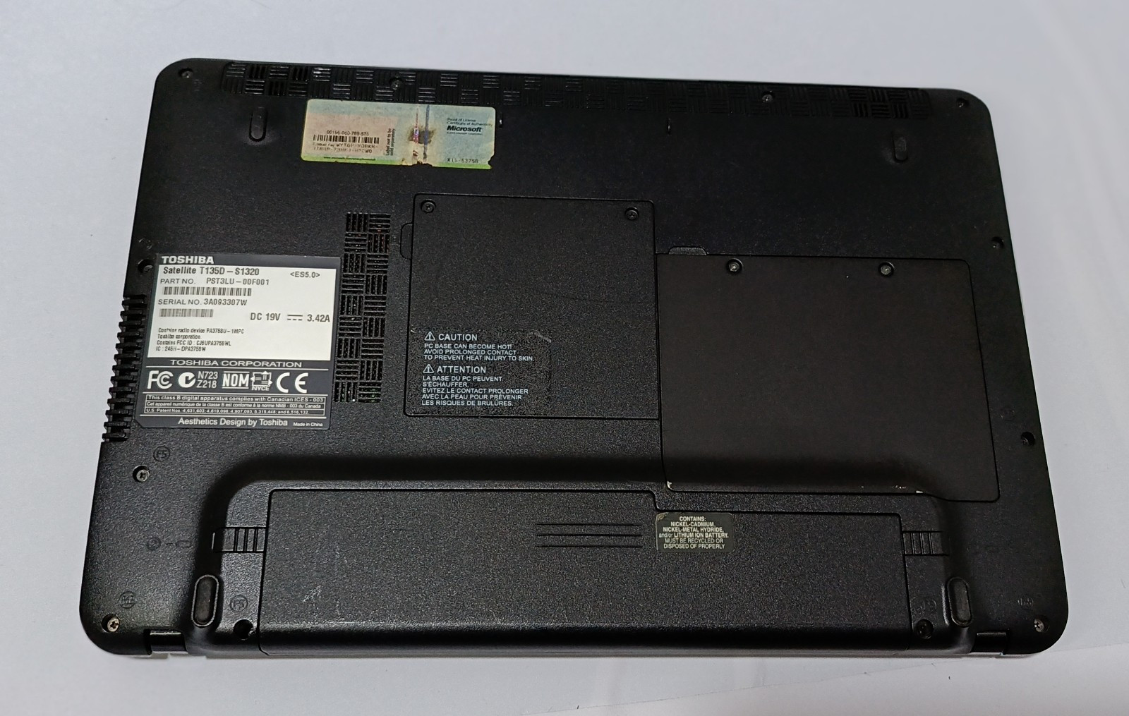 Toshiba Satellite T135D-S1320 Laptop AMD Vision For Part’s