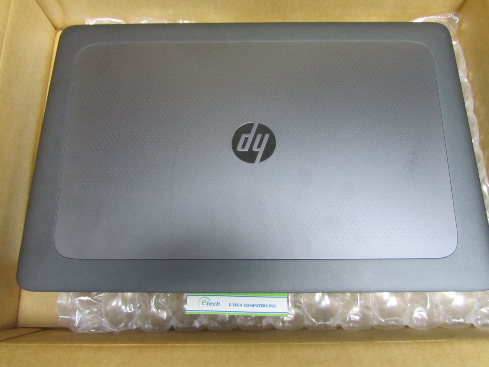 HP ZBook 17 G3 i7-6820HQ 4C 2.7GHz 32GB RAM 1TB NVMe SSD 17.3″ FHD 1080P Touch