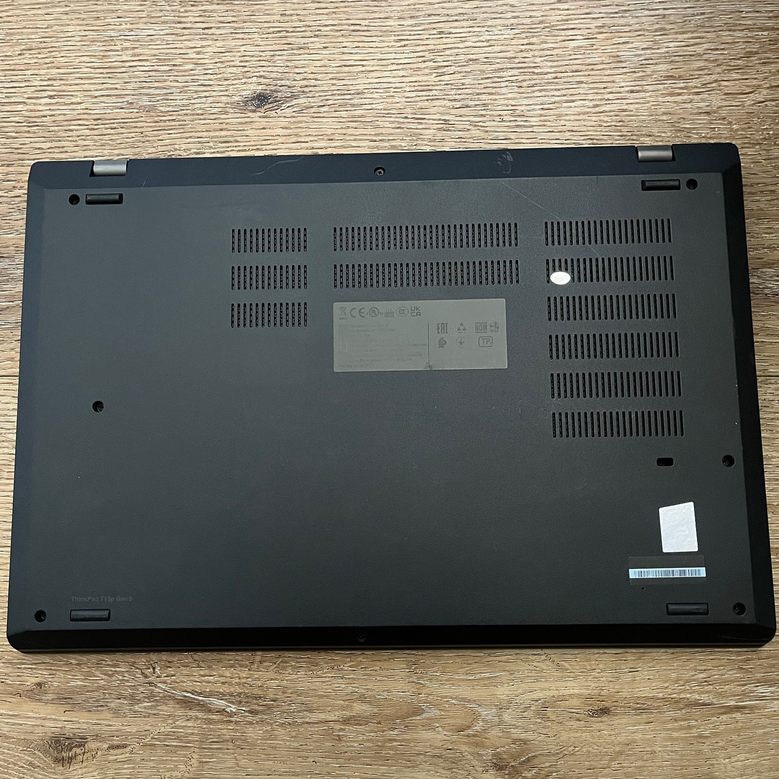 Lenovo ThinkPad T15p Gen 3 15.6″i7-12700H@2.3GHz 32 GB 1 TB RTX 3050 Win11
