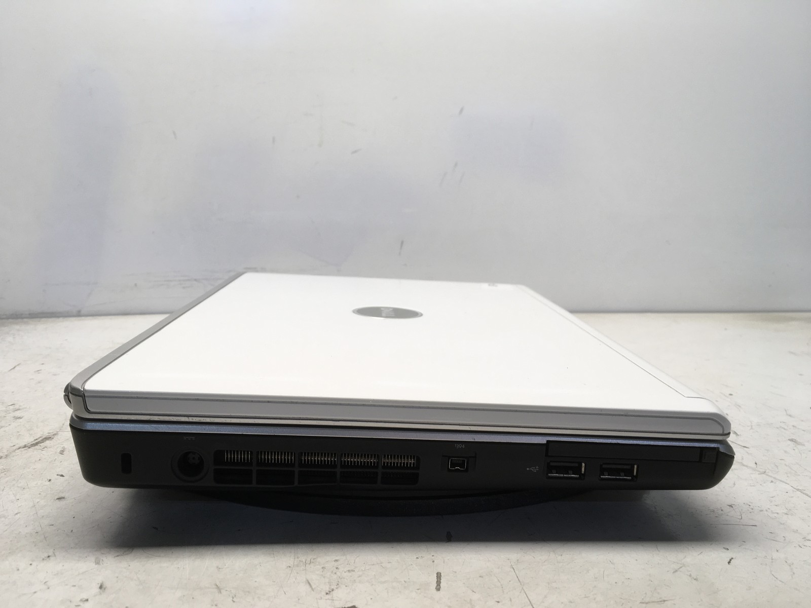 Dell Inspiron 1420 Intel Core 2 Duo 06FD 1.6GHz 512 MB NO HDD No Batt