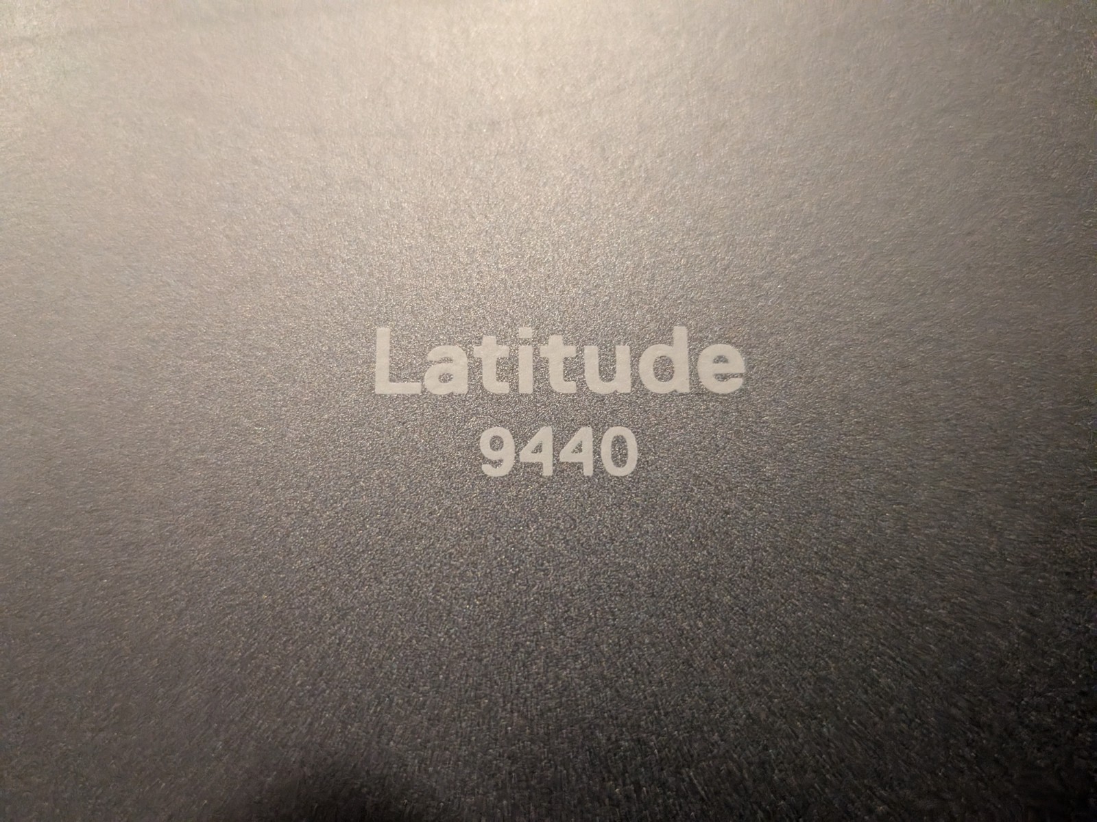 Dell Latitude 9440 14″ Touch 1.8 GHz i7-1365U 32GB 480GB SSD Excellent 2-in-1