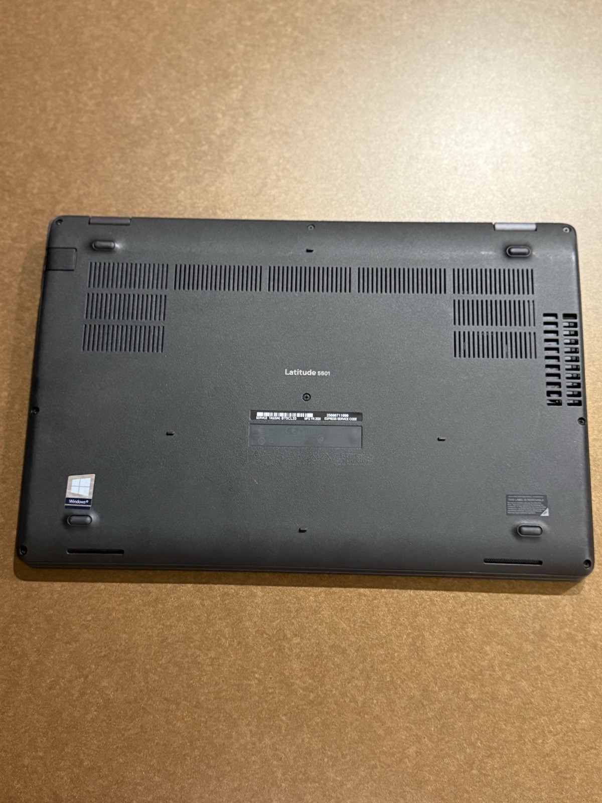 Dell Latitude 5501 – Intel i5-9th Gen / 16GB RAM / 512GB SSD / Windows 11 Pro