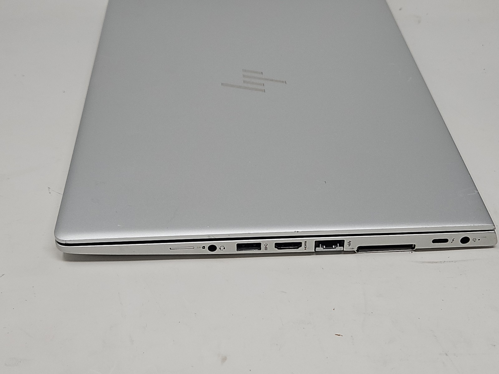 HP EliteBook 840 G6 14″ Laptop – i7-8665U 8GB RAM 250gb SSD Windows 10 Ac Adapte