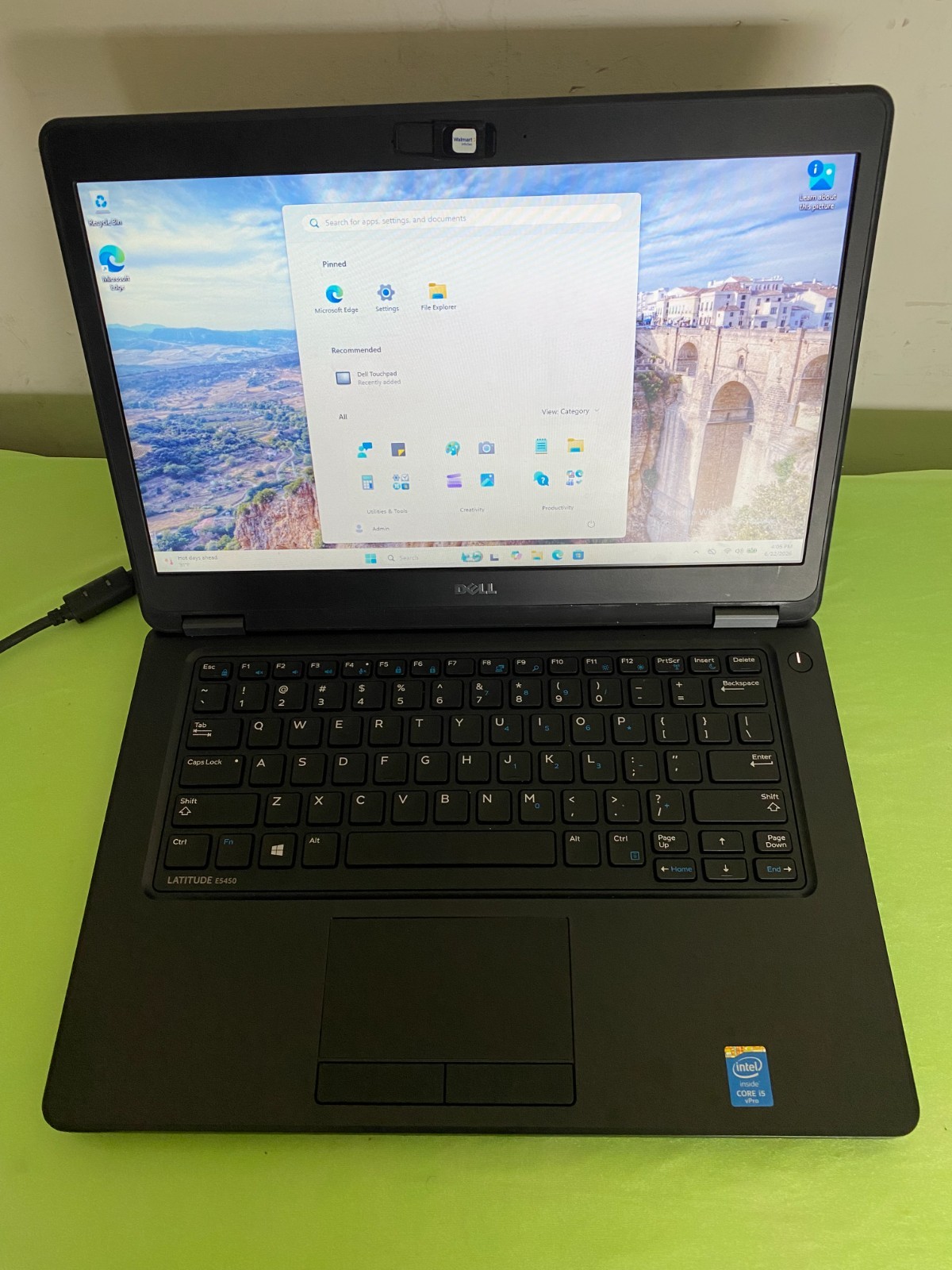 Dell latitude E5450 14″ i5-5300u 2.3ghz 8GB RAM 256GB SSD, Win 11 Pro/bad batter