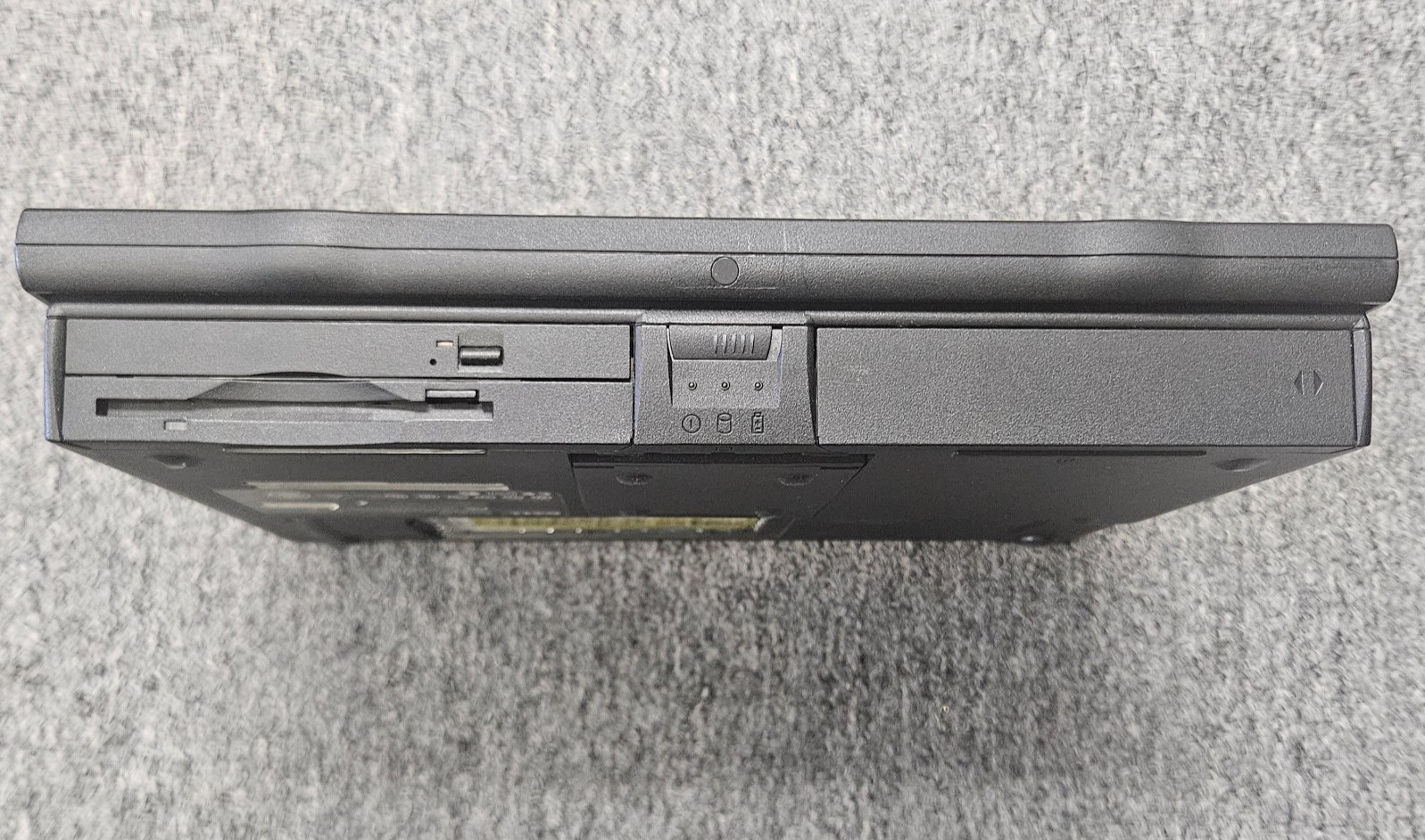 Vintage Dell Inspiron 7000 Laptop
