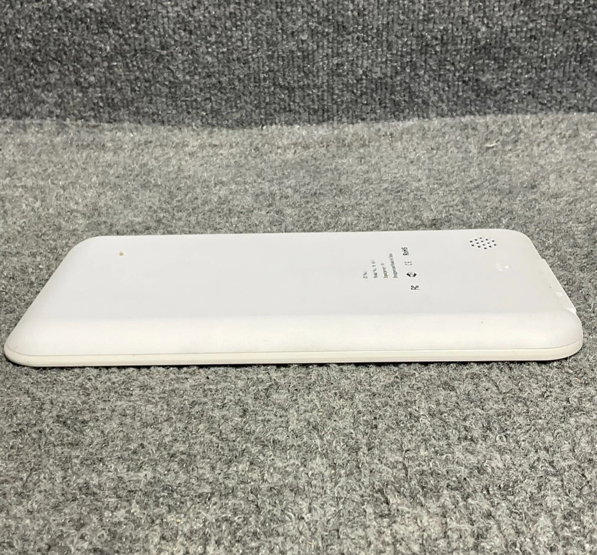 Universal Android Tablet M-001 9 Volt Touchscreen Mini White Device