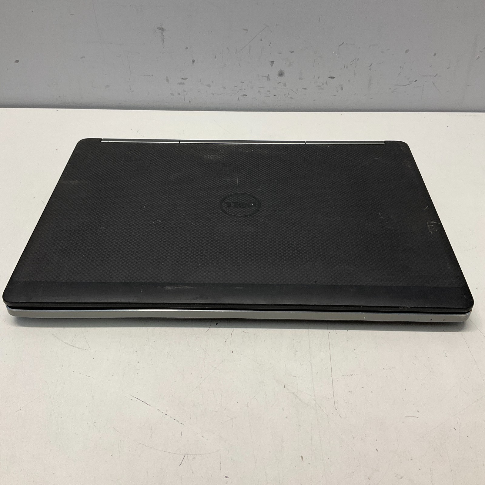Dell Precision 7510 15.6″ i7-6820HQ 128GB SSD 8GB Windows 10 Pro Laptop M2000M