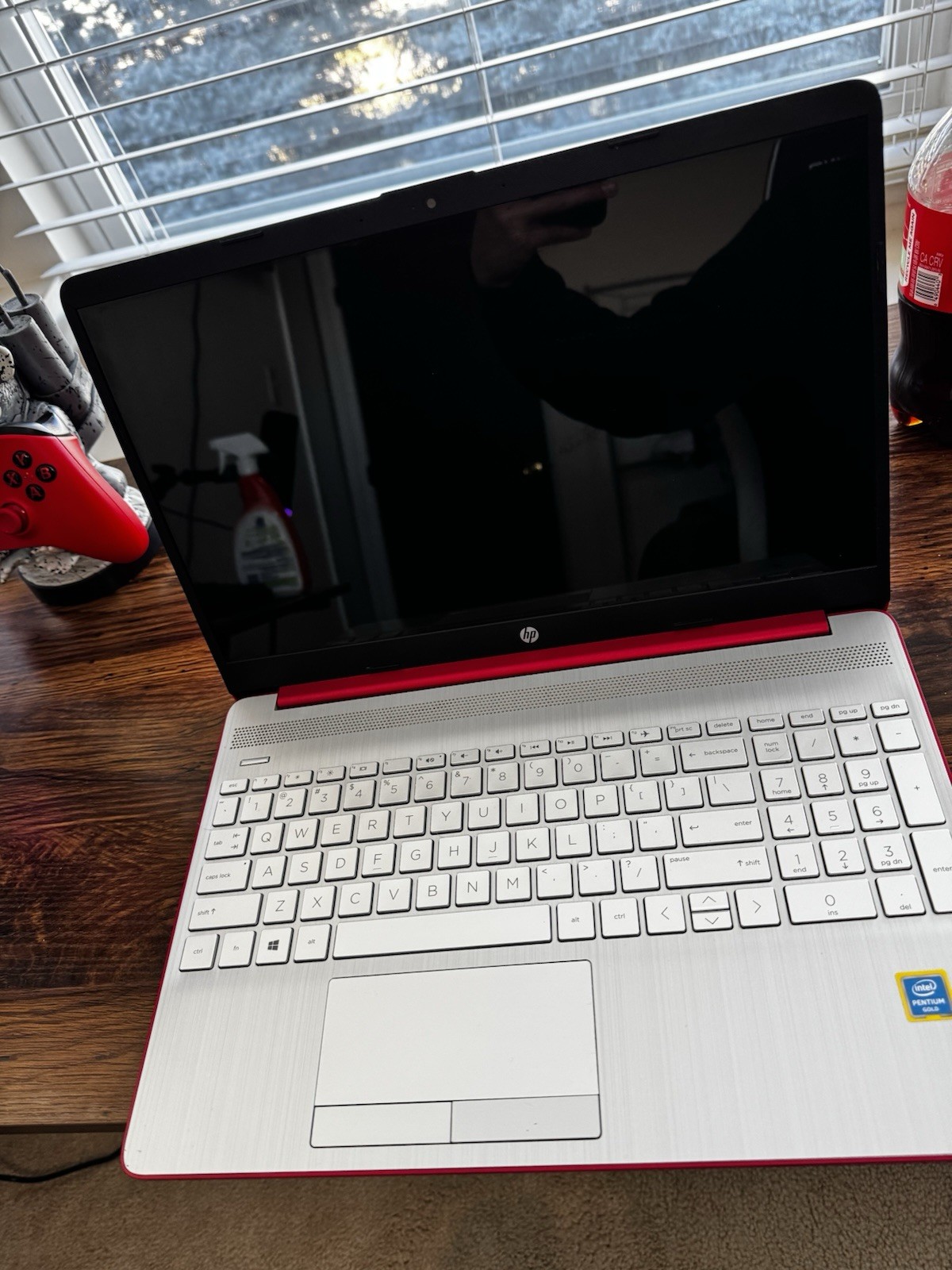 HP Red 15.6″ Laptop Intel Pentium Windows 11 Integrated Graphics Webcam