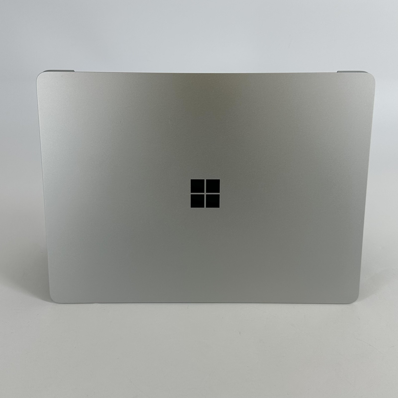 Microsoft Surface Laptop 7 13 2K TOUCH 2.1 GHz Ultra 5 236V 16GB 256GB Excellent