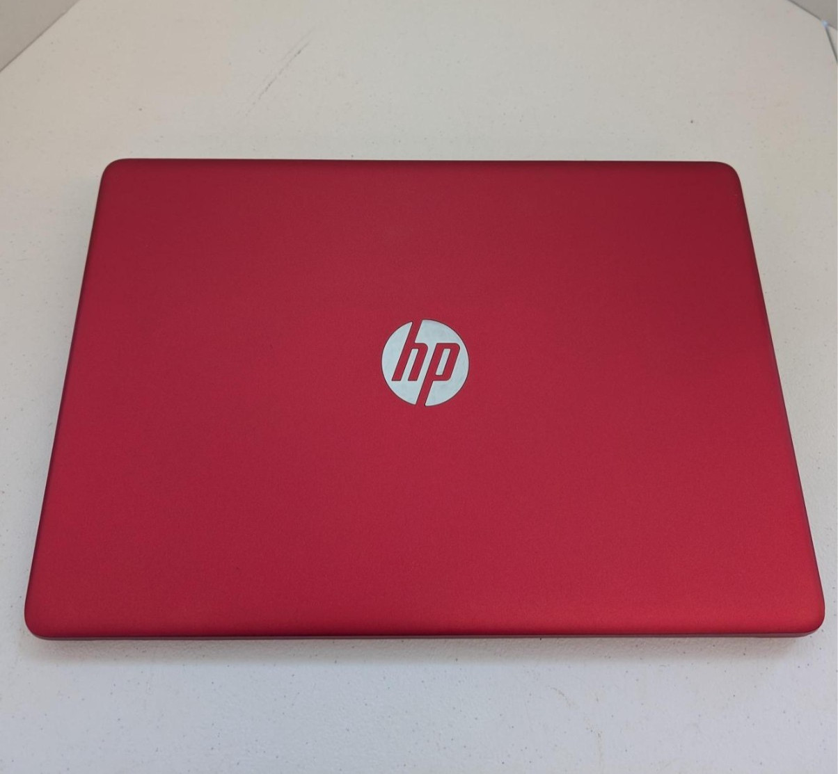 HP Notebook (Intel Pentium Gold 6405U) – 8GB RAM, 128GB NVME SSD + 500GB HDD