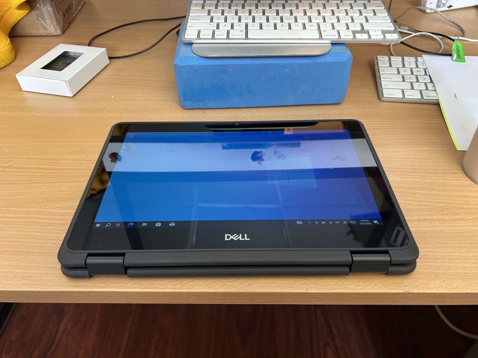 Dell laptop tablet 3190 2 in1