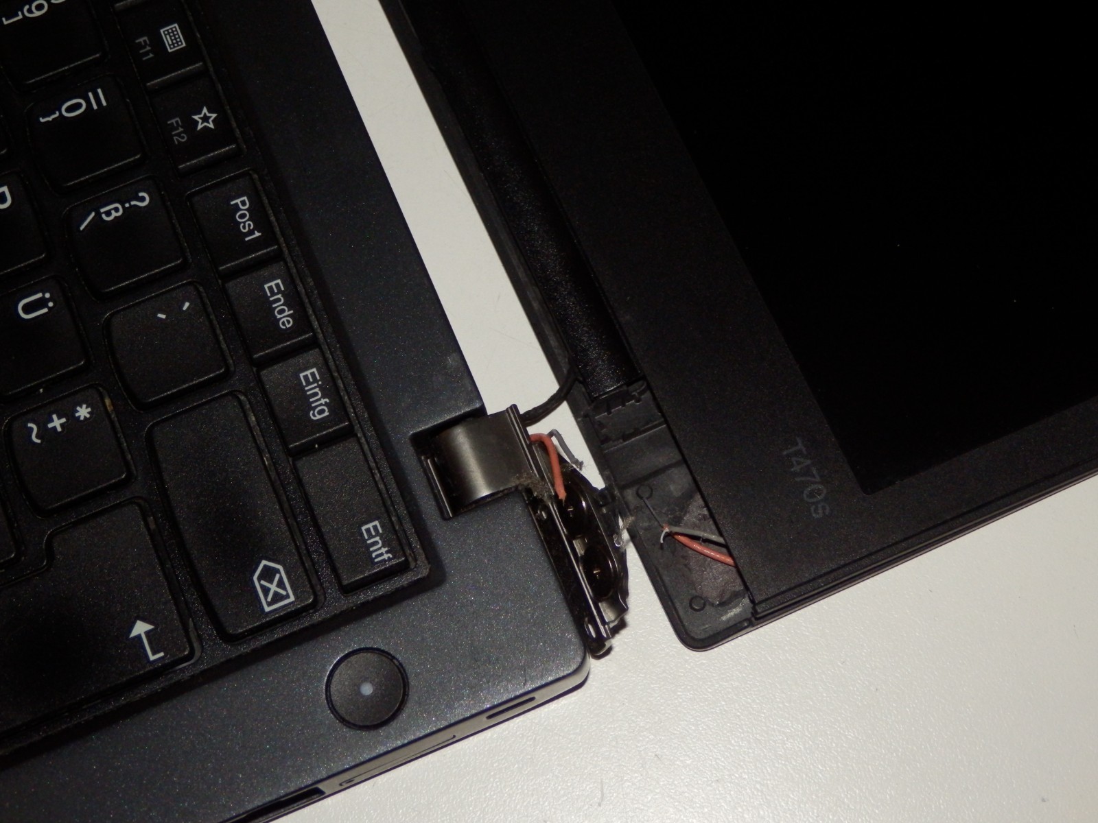Lenovo ThinkPad T470s – Intel i7-6600U, 4 GB Ram, without SSD, 14″ inch, as faulty