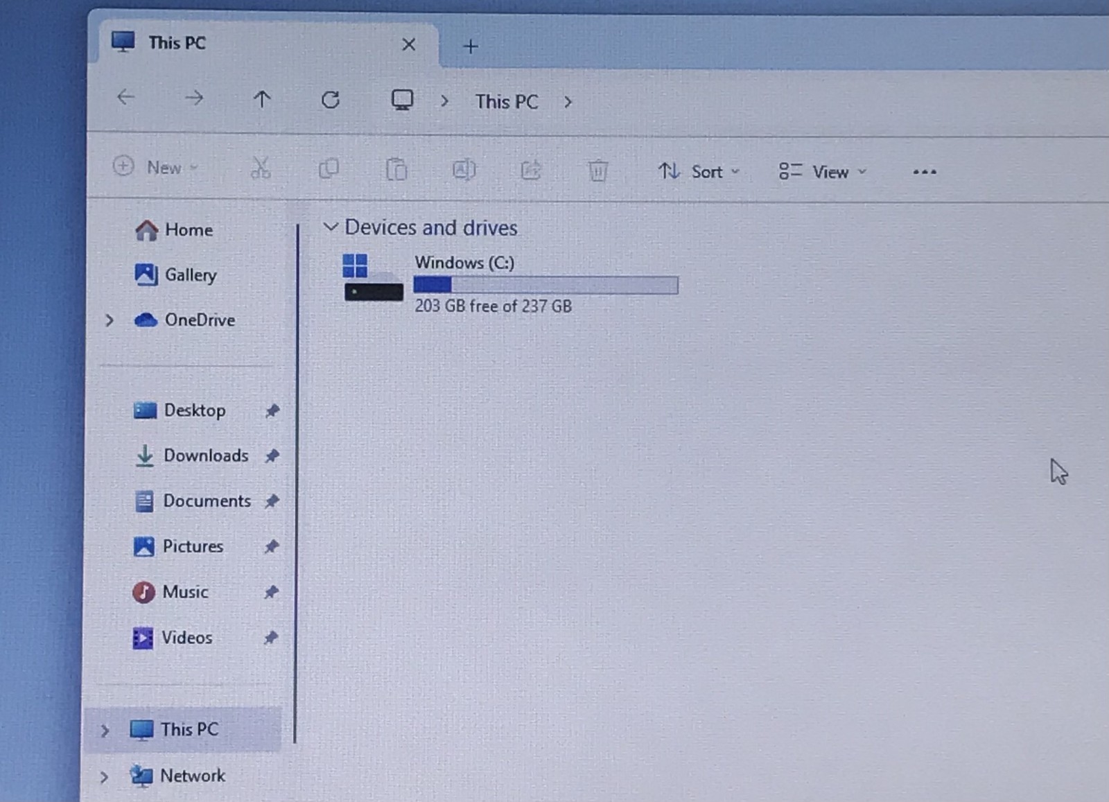 DELL LATITUDE 3490 INTEL CORE i5-8250U @ 1.60GHz 16GB RAM 256GB SSD W11P *READ