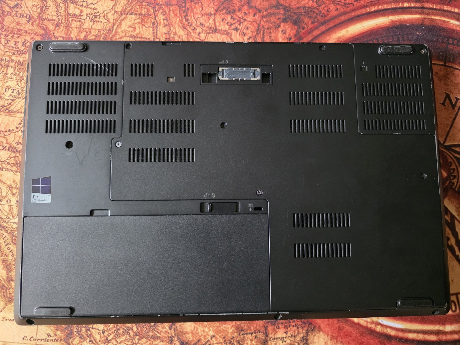 Lenovo ThinkPad P50 i7-6820HQ 8GB 512GB SSD Quadro M1000M Win 10 Pro READ