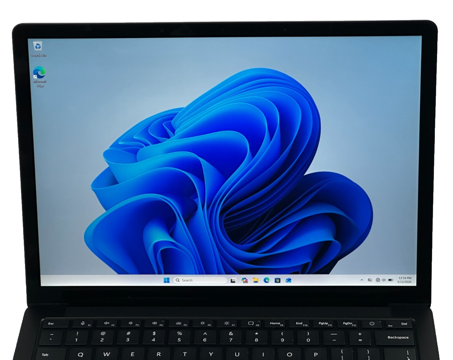 MICROSOFT SURFACE 6 LAPTOP ULTRA 7 165H @ 3.80 GHZ 16GB RAM 588GB SSD (lp668)