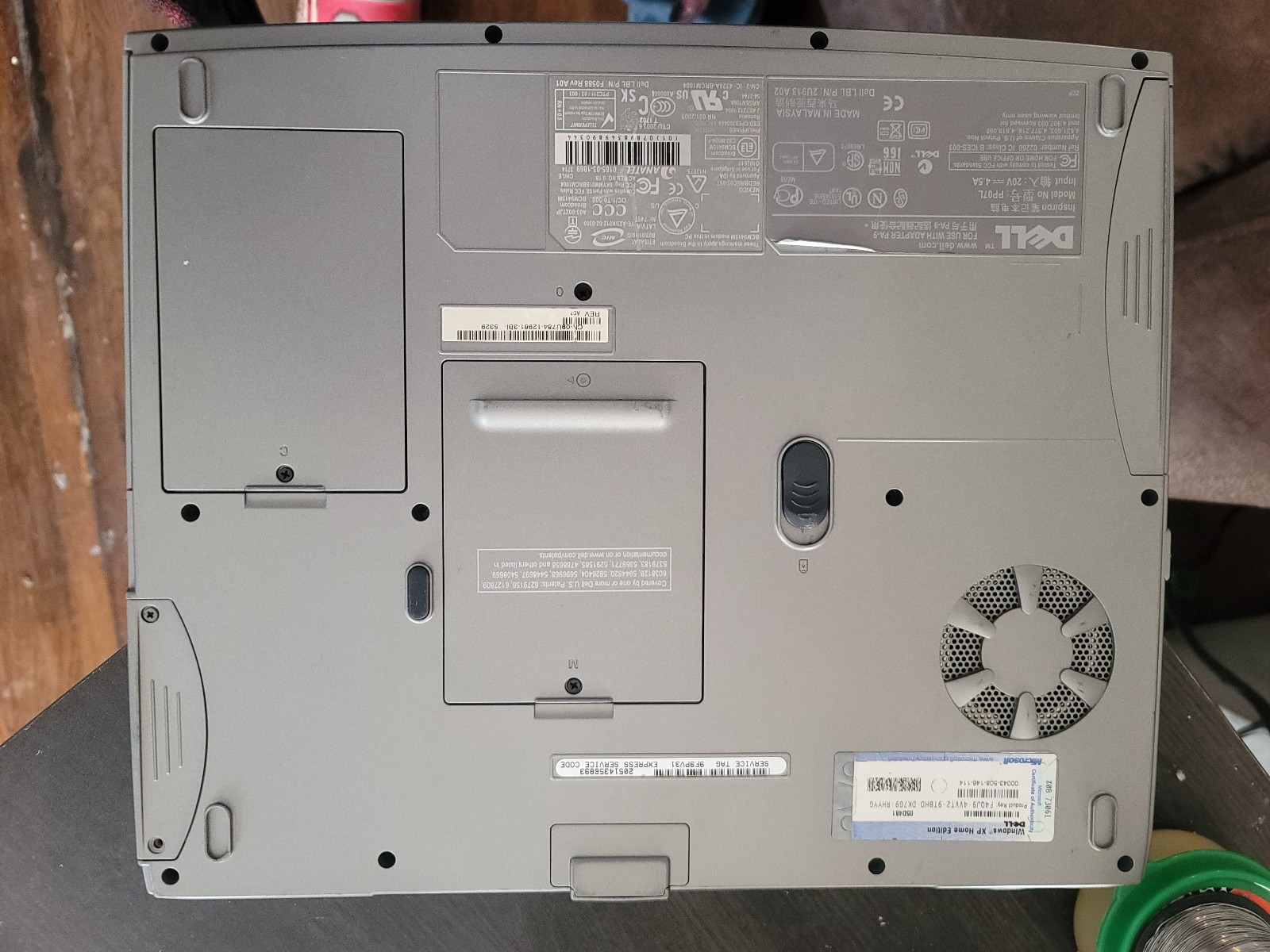 DELL INSPIRION 1100 INTEL CELERON CPU 2.30Ghz 128 MB RAM 32MB VIDEO WINXP