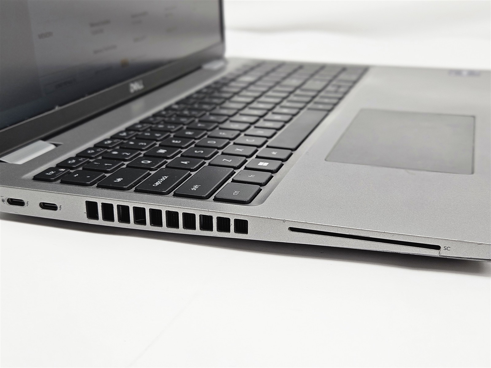 Dell Precision 3570 Intel Core i7-1255U 16GB 256GB SSD 15.6″ Nvidia T550