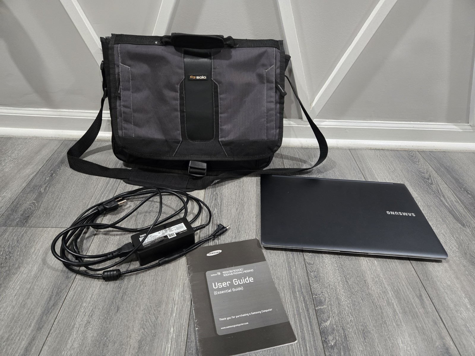 Samsung Series 9 Ultrabook 15″ Laptop Bundle With Case And Charger