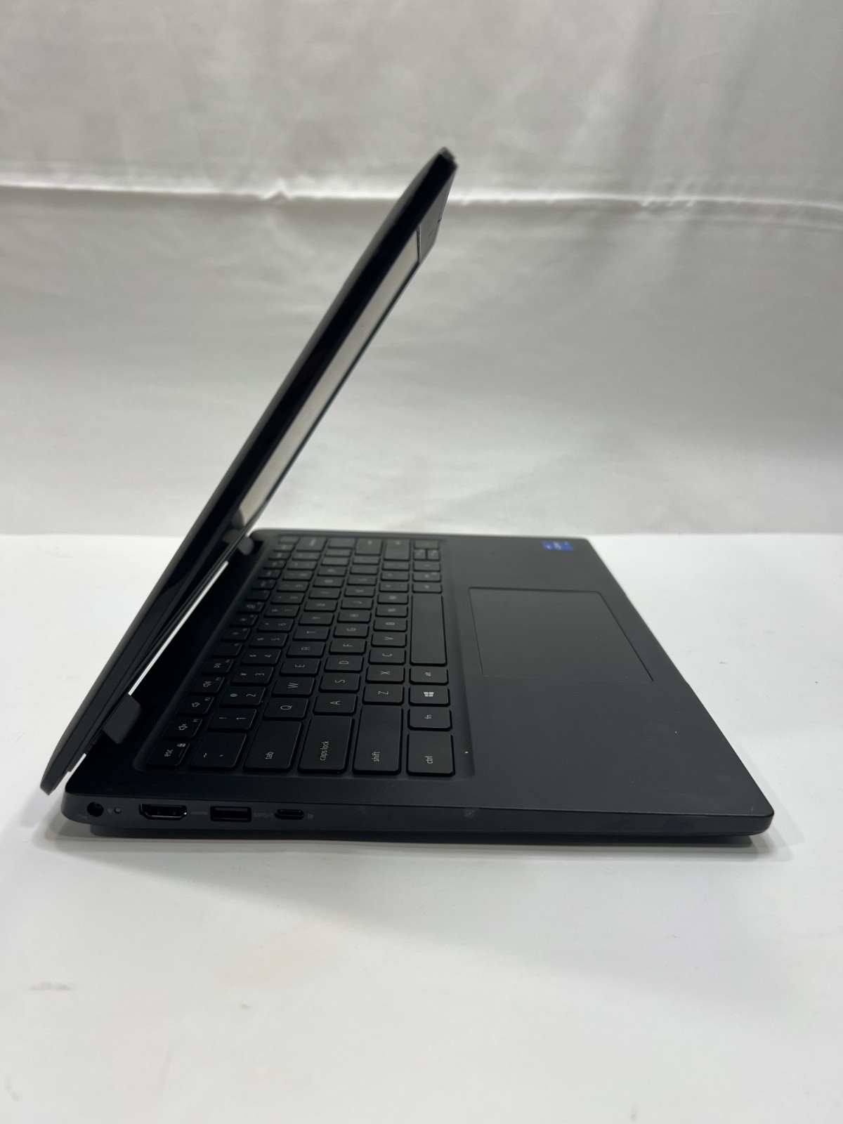 Dell Latitude 3420 Core i5-1135G7 2.40 GHz 8 GB 256 GB NVMe NO OS