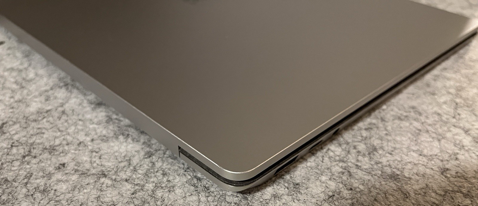 Microsoft Surface Laptop 3 i7-1065G7G @ 1.3GHz 16GB 512GB SSD W-11 Pro Silver