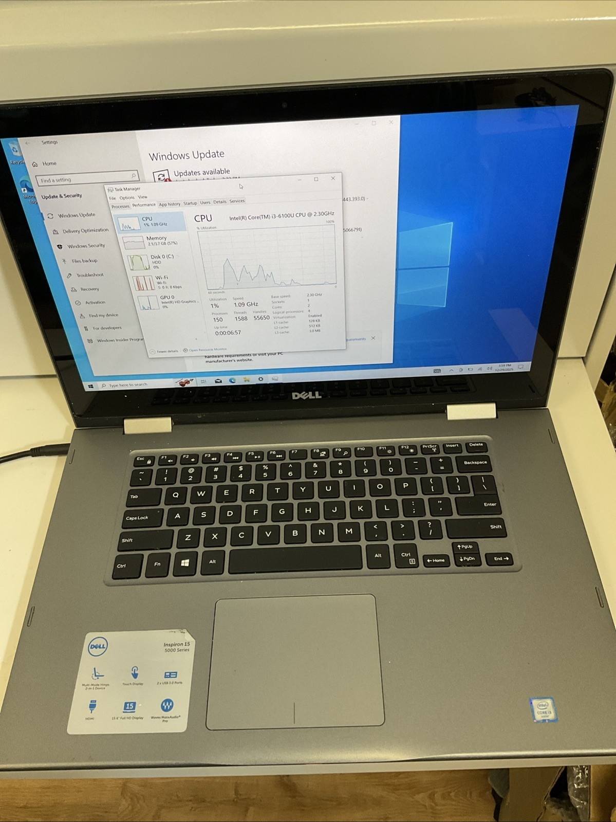 Dell Inspiron 15 5000 Series. i3-6100u_4gb Ram_500gb HDD. E135