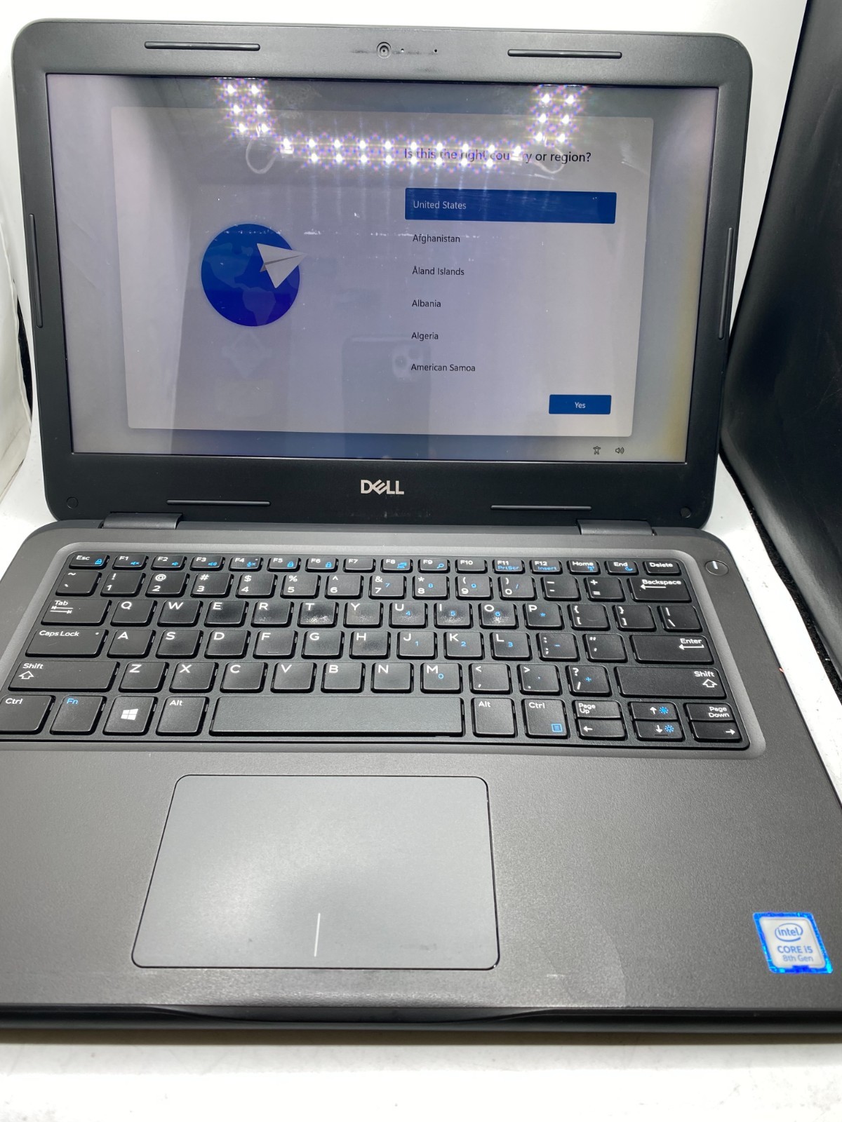 Dell Latitude 3310 13.3″ Touch Intel Core i5-8265U 1.60GHz 16GB RAM 256GB
