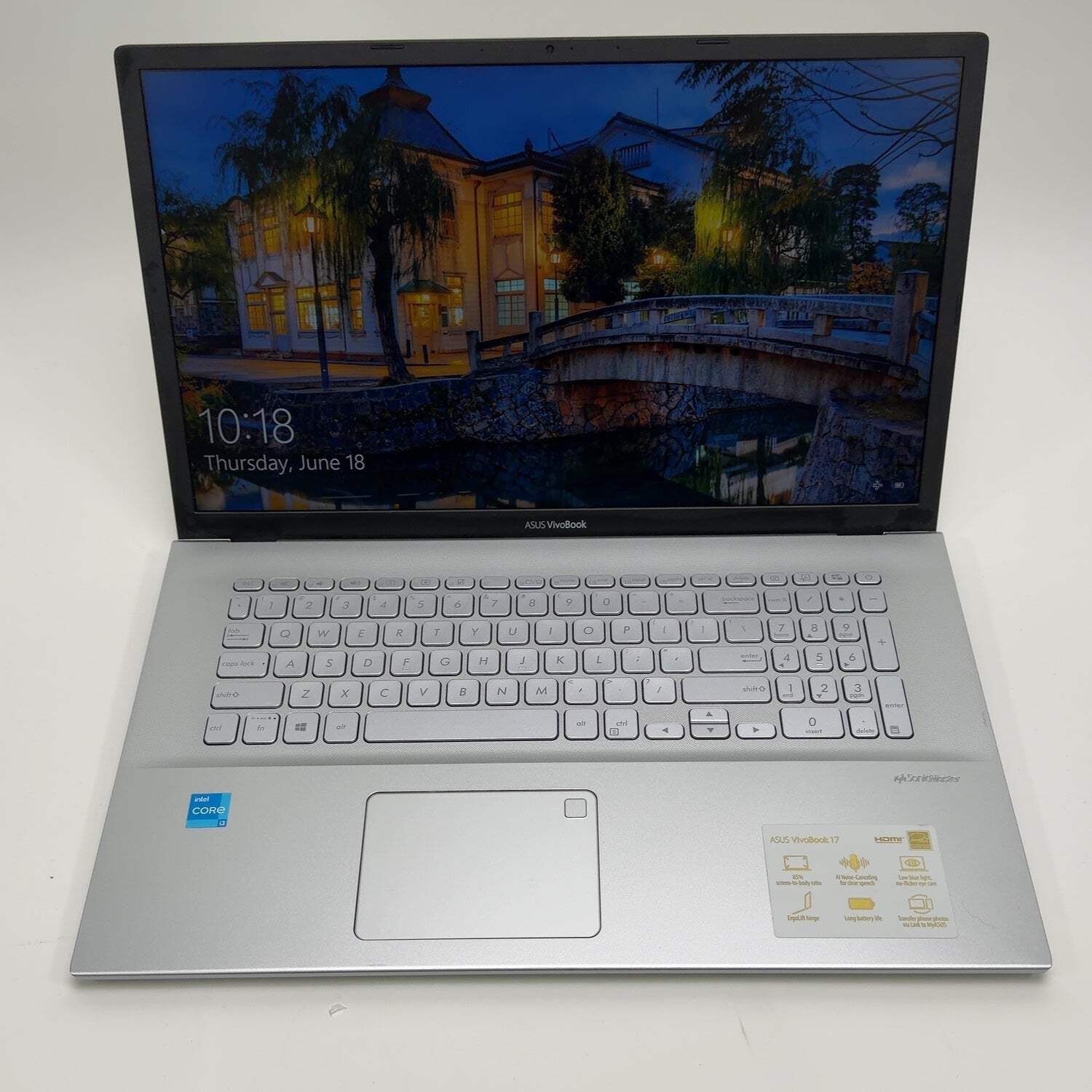 Asus Vivobook 17 K712E 17.3″ i3-1115G4 3.0GHz 8GB RAM 250GB SSD
