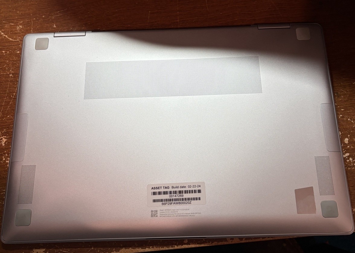Samsung Galaxy Book3 360 13.3″ 256 GB i5 2 in 1 Notebook